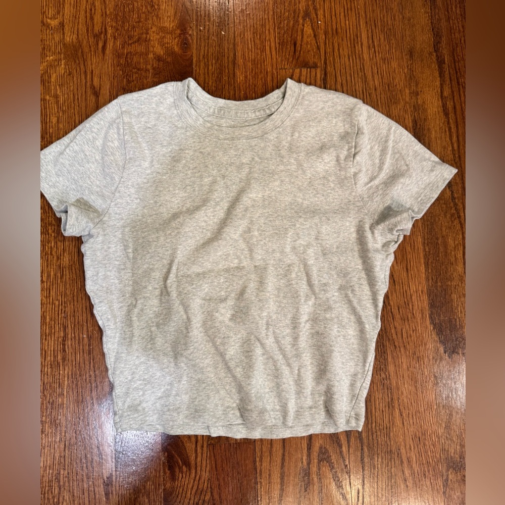 Hollister Light Gray Short Sleeve Tee